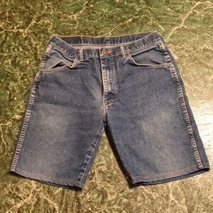 Wrangler shorts mens size 32